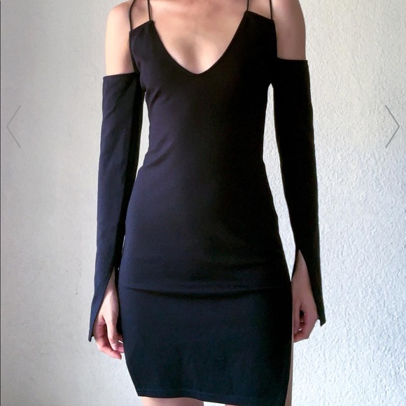 BLACK MINI DRESS - Picture 1 of 4